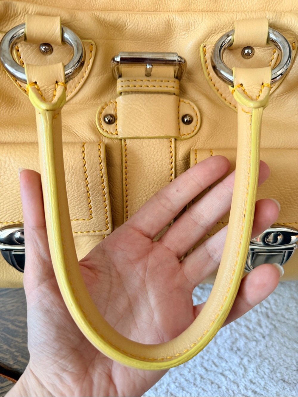 Y2K Vintage 2000’S MARC JACOBS Venetia Light Yellow Leather Purse Bag Made Italy - Picture 9 of 16